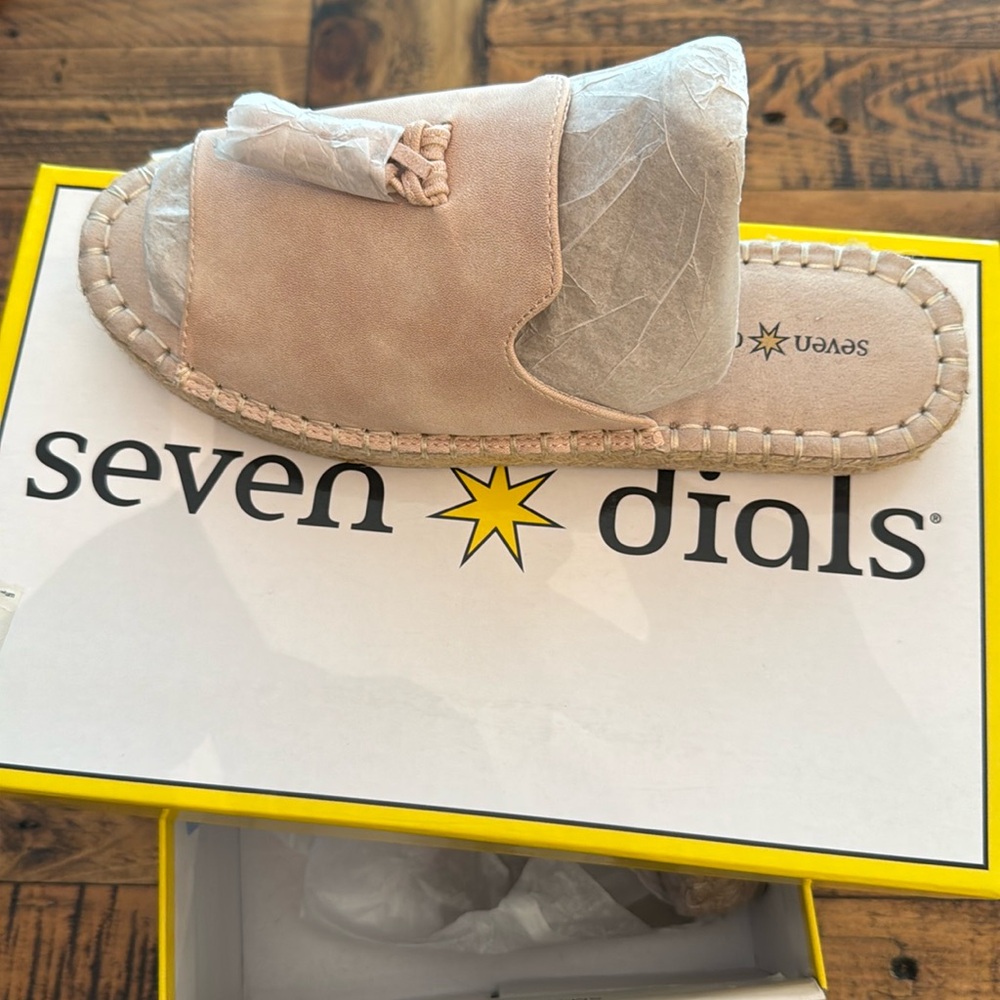 Seven Dials Slides